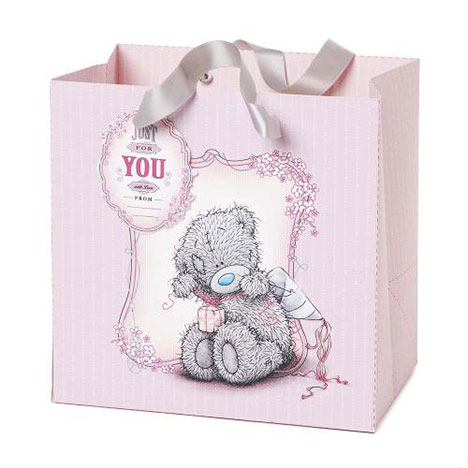 Medium Me to You Bear Pink Gift Bag   £2.50